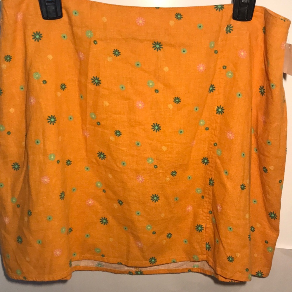 Abound Floral Linen Skirt